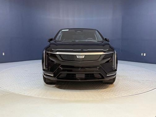 2025 Cadillac OPTIQ Luxury 1 AWD