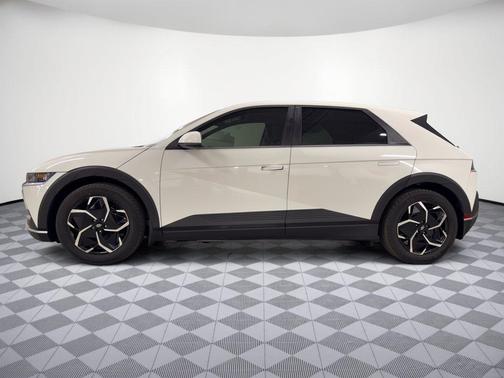 Atlas White 2024 Hyundai IONIQ 5 SEL