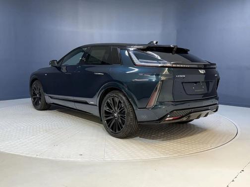 2026 Cadillac LYRIQ V Premium
