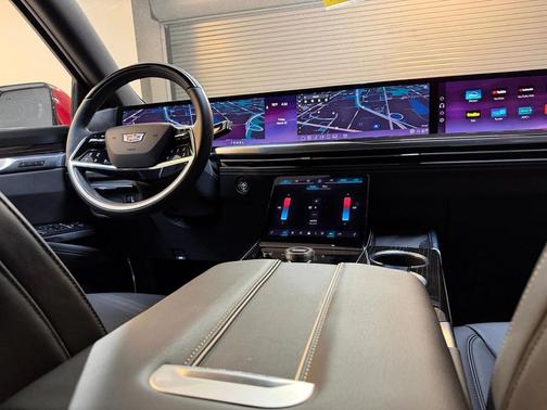 2025 Cadillac Escalade Luxury