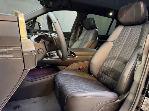 2025 Cadillac Escalade IQ Sport 1