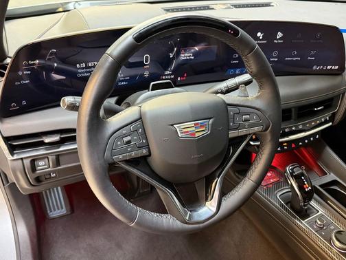 2025 Cadillac CT5 Sport