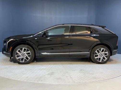 2026 Cadillac OPTIQ Luxury