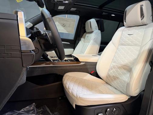 2026 Cadillac Escalade ESV Sport Platinum