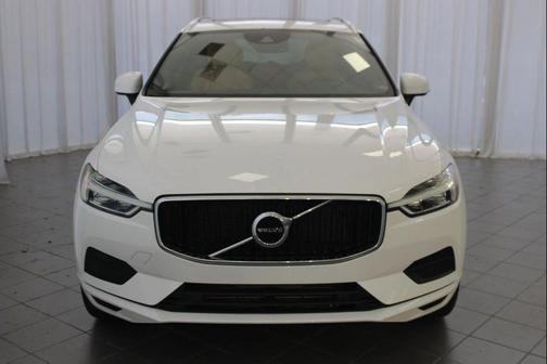 2020 Volvo XC60 T5 Momentum
