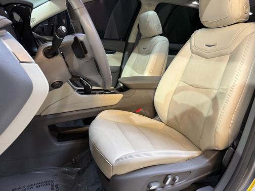 2021 Cadillac XT6 Premium Luxury FWD