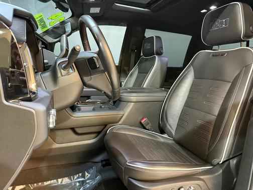 2024 GMC Sierra 2500 AT4X