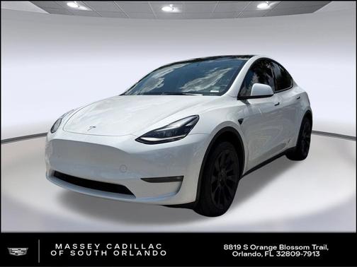 White 2023 Tesla Model Y RWD