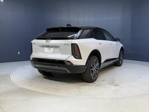 2025 Cadillac OPTIQ Sport 2 AWD
