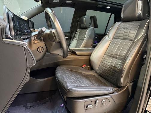 2023 Cadillac Escalade Sport Platinum