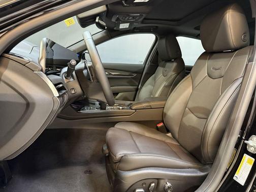 2025 Cadillac CT5 Sport