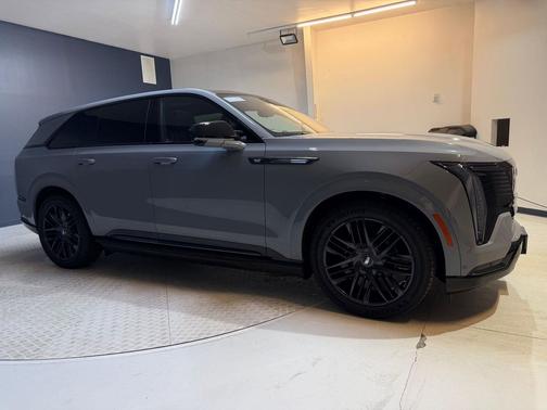 Luna Metallic 2026 Cadillac Escalade IQ Sport