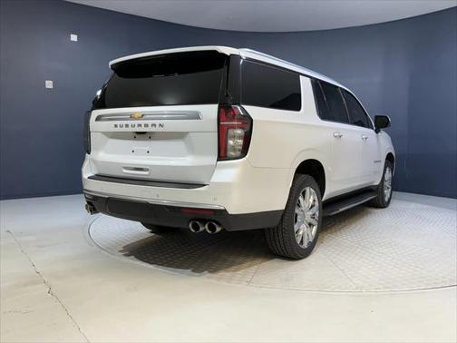 2022 Chevrolet Suburban 4WD High Country
