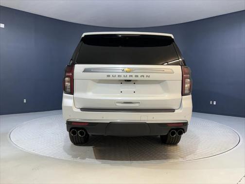 2022 Chevrolet Suburban 4WD High Country