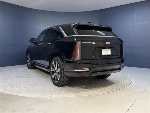 2025 Cadillac Escalade Luxury