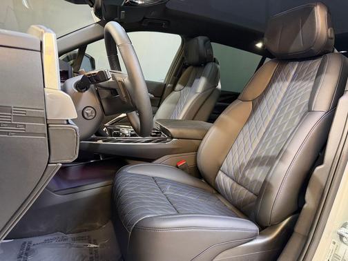 Luna Metallic 2026 Cadillac Escalade IQ Luxury