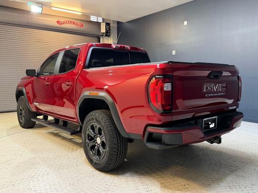 Volcanic Red Tintcoat 2024 GMC Canyon Elevation