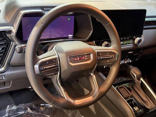 Volcanic Red Tintcoat 2024 GMC Canyon Elevation