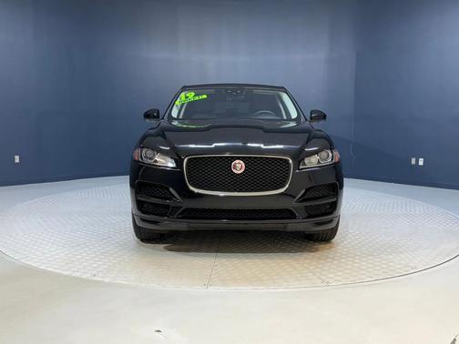2019 Jaguar F-PACE 25t