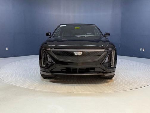 2025 Cadillac LYRIQ Sport