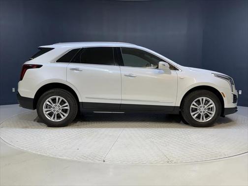 2025 Cadillac XT5 Luxury