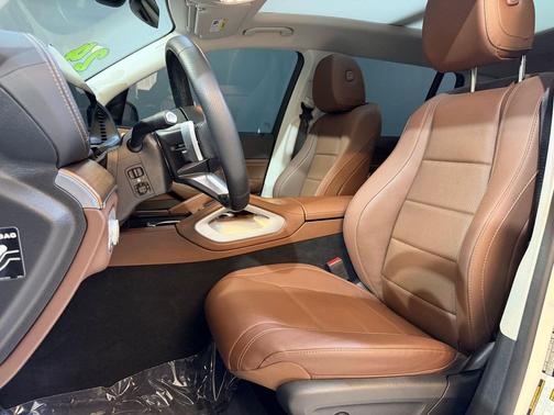 Black 2024 Mercedes-Benz GLS 450 4MATIC
