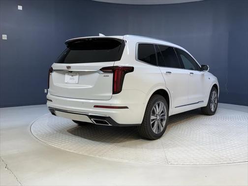 2025 Cadillac XT6 Premium Luxury FWD