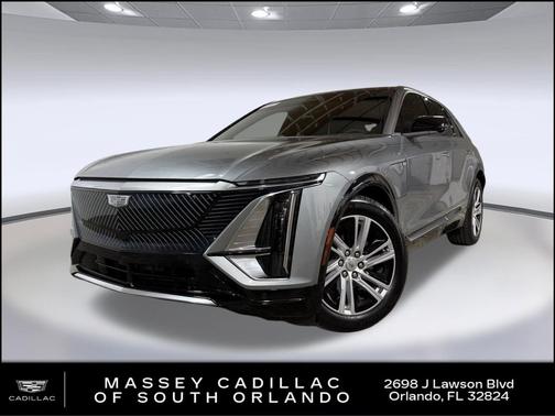 Argent Silver Metallic 2024 Cadillac LYRIQ Tech