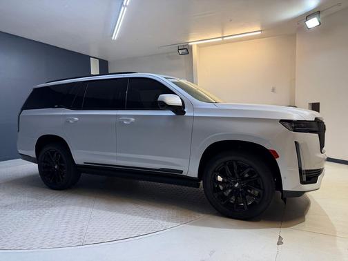 Crystal White Tricoat 2024 Cadillac Escalade Sport