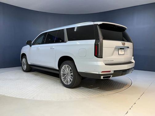 2026 Cadillac Escalade ESV Luxury