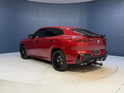 Vegas Red Metallic 2024 BMW X2 M35i