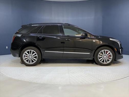 2022 Cadillac XT5 Sport