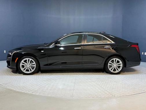 2023 Cadillac CT4 Luxury