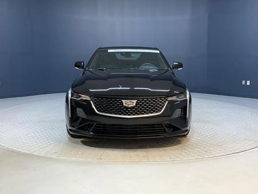 2023 Cadillac CT4 Luxury
