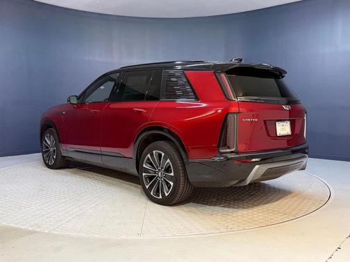 2026 Cadillac VISTIQ Sport