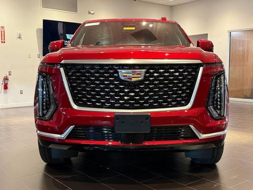 2025 Cadillac Escalade Luxury