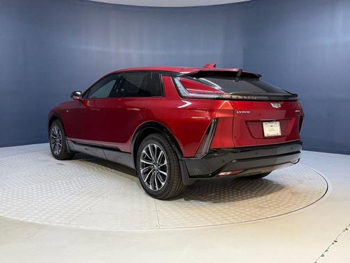 2025 Cadillac LYRIQ Sport