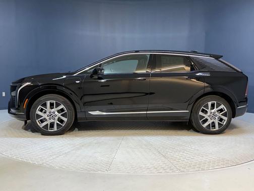 2026 Cadillac OPTIQ Premium Luxury