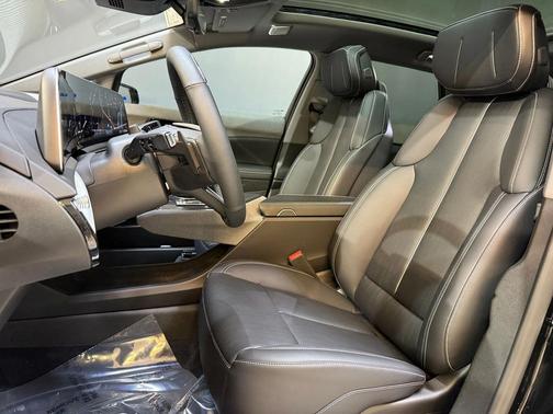 2026 Cadillac OPTIQ Premium Luxury