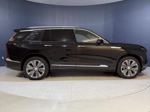 2026 Cadillac VISTIQ Luxury