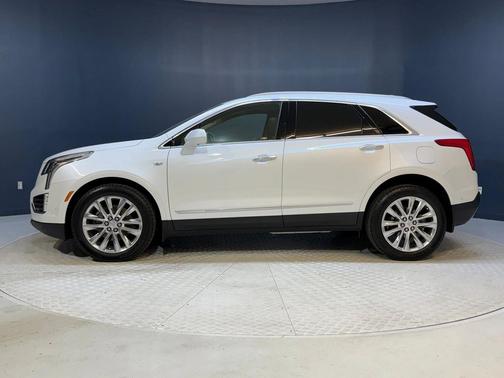 2018 Cadillac XT5 Platinum