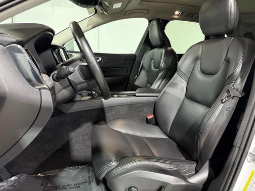 2019 Volvo XC60 T5 Inscription