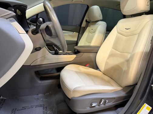 Shadow Metallic 2020 Cadillac XT5 Premium Luxury