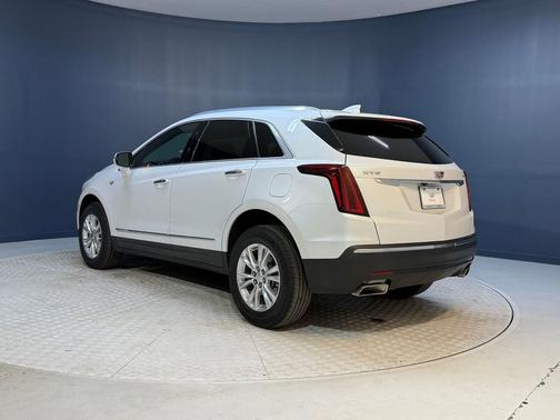 2023 Cadillac XT5 Luxury