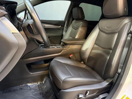 2023 Cadillac XT5 Luxury