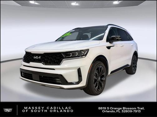 Glacial White Pearl 2023 Kia Sorento SX