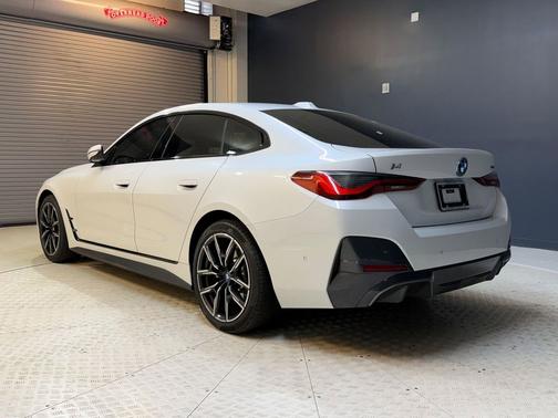 Mineral White Metallic 2024 BMW i4 Gran Coupe eDrive40