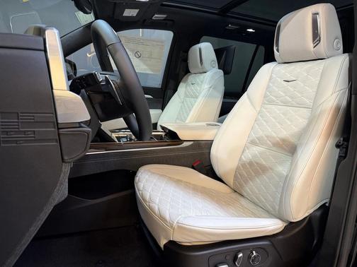 2026 Cadillac Escalade Sport Platinum