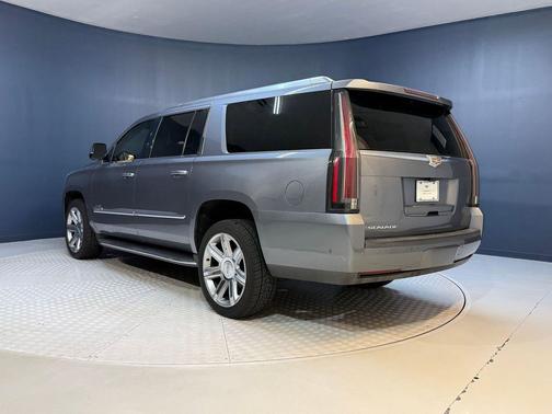 2020 Cadillac Escalade ESV Luxury