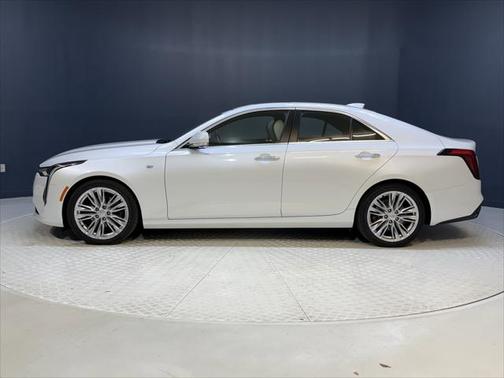 2023 Cadillac CT4 Premium Luxury